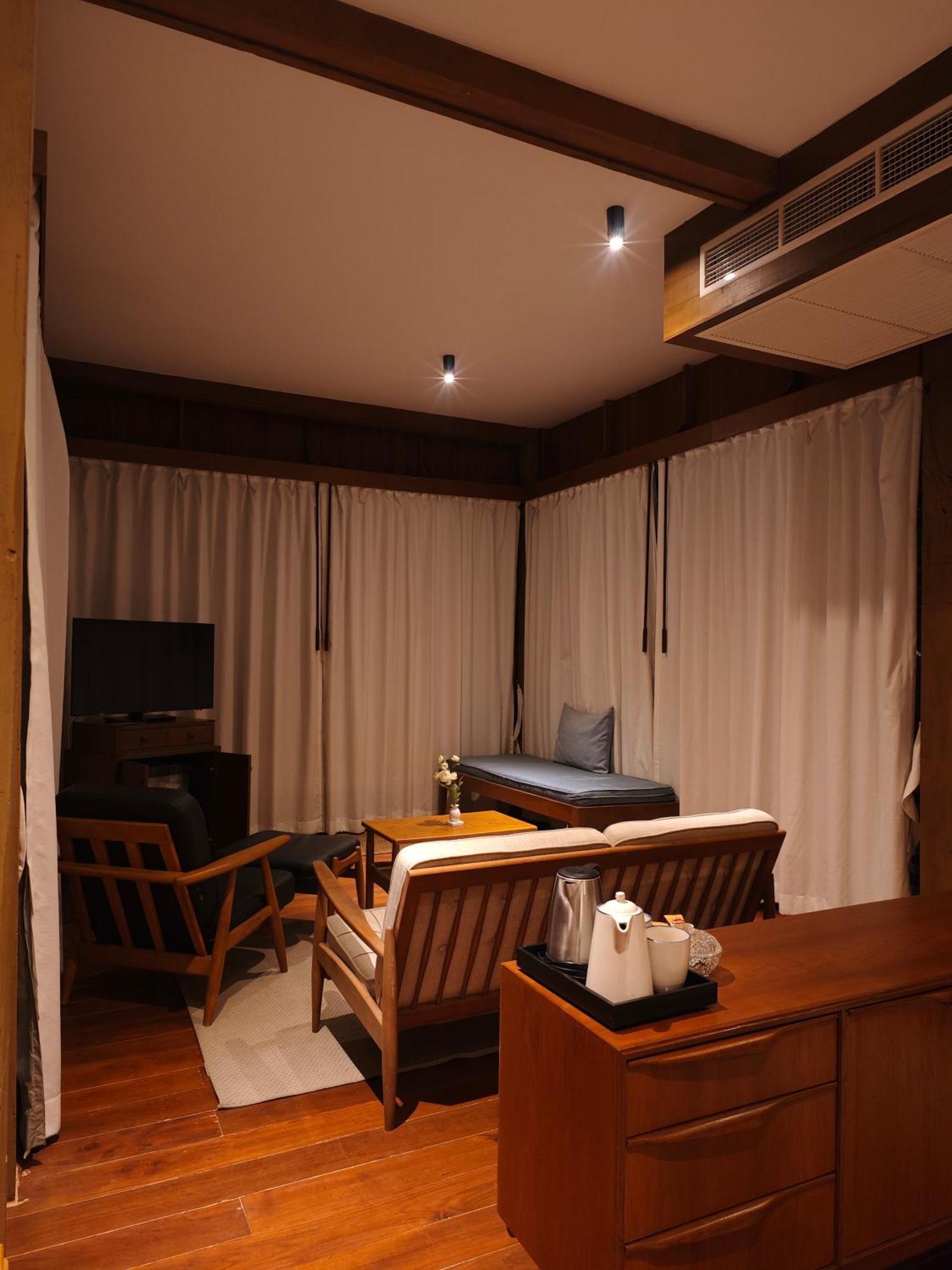 Chann Bangkok Noi Bagian luar foto